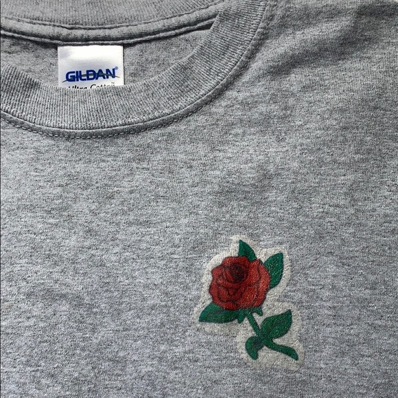 gray rose long sleeve tee - Picture 3 of 3